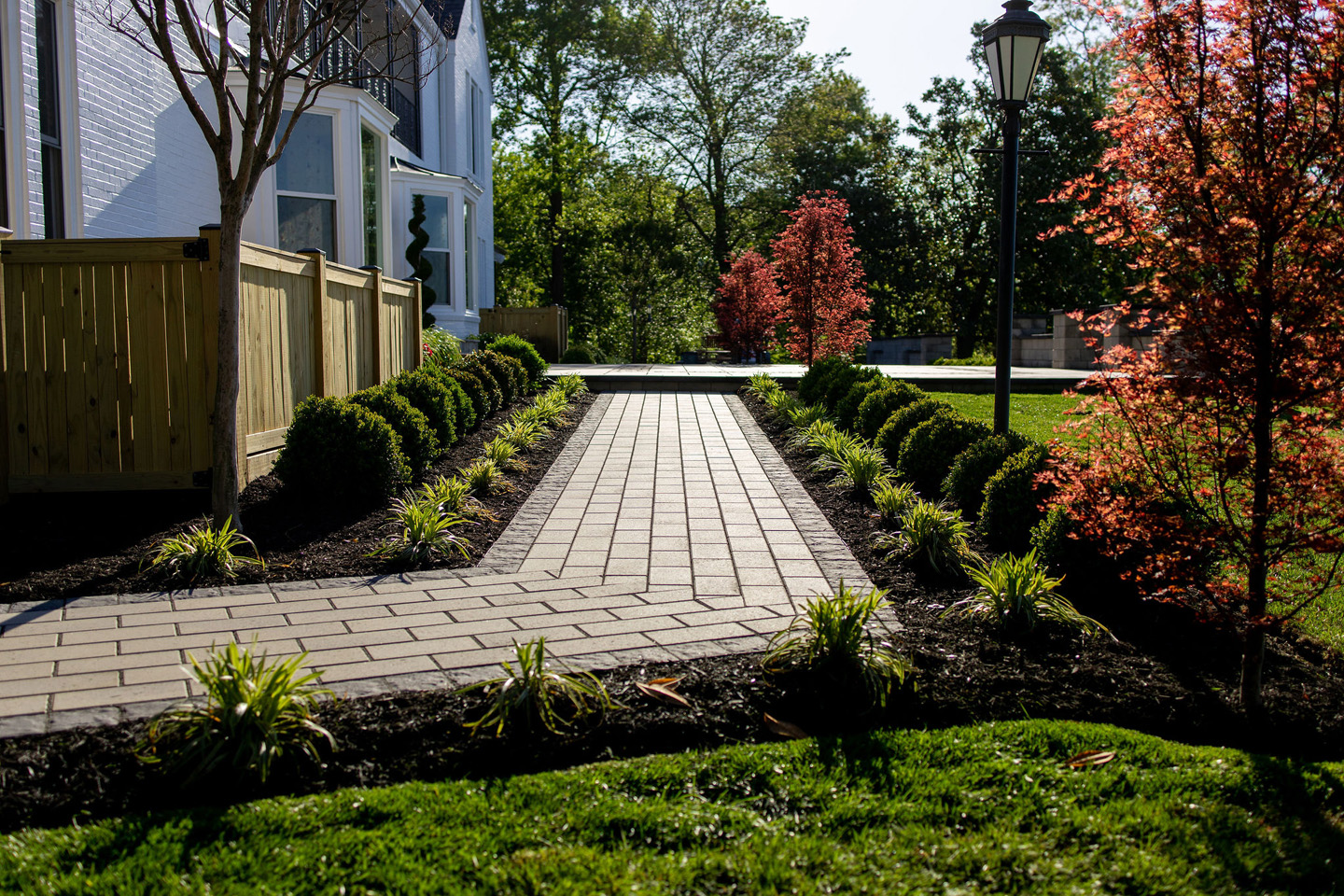 custom walkway, paver walkway